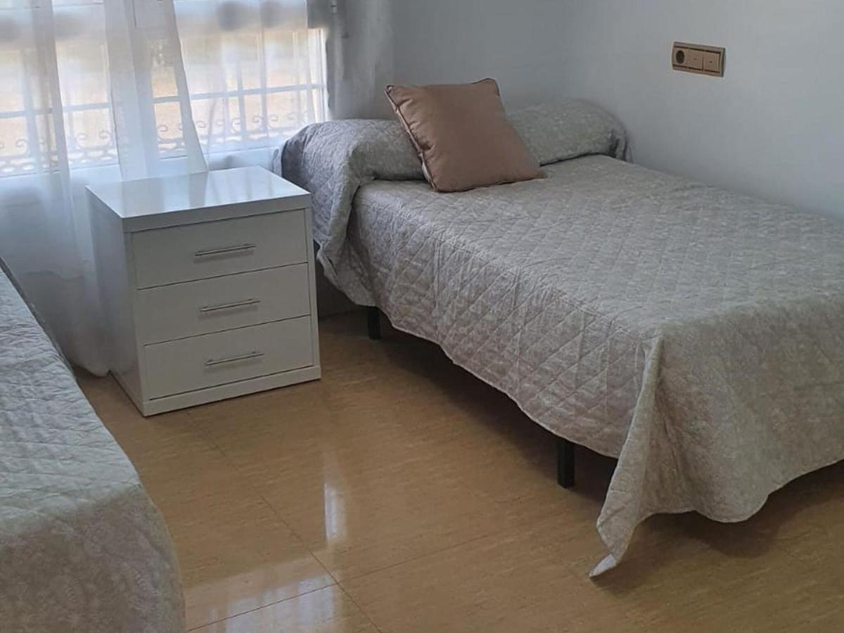 Belvilla By Oyo Villa Valerya Ibáñez Bagian luar foto